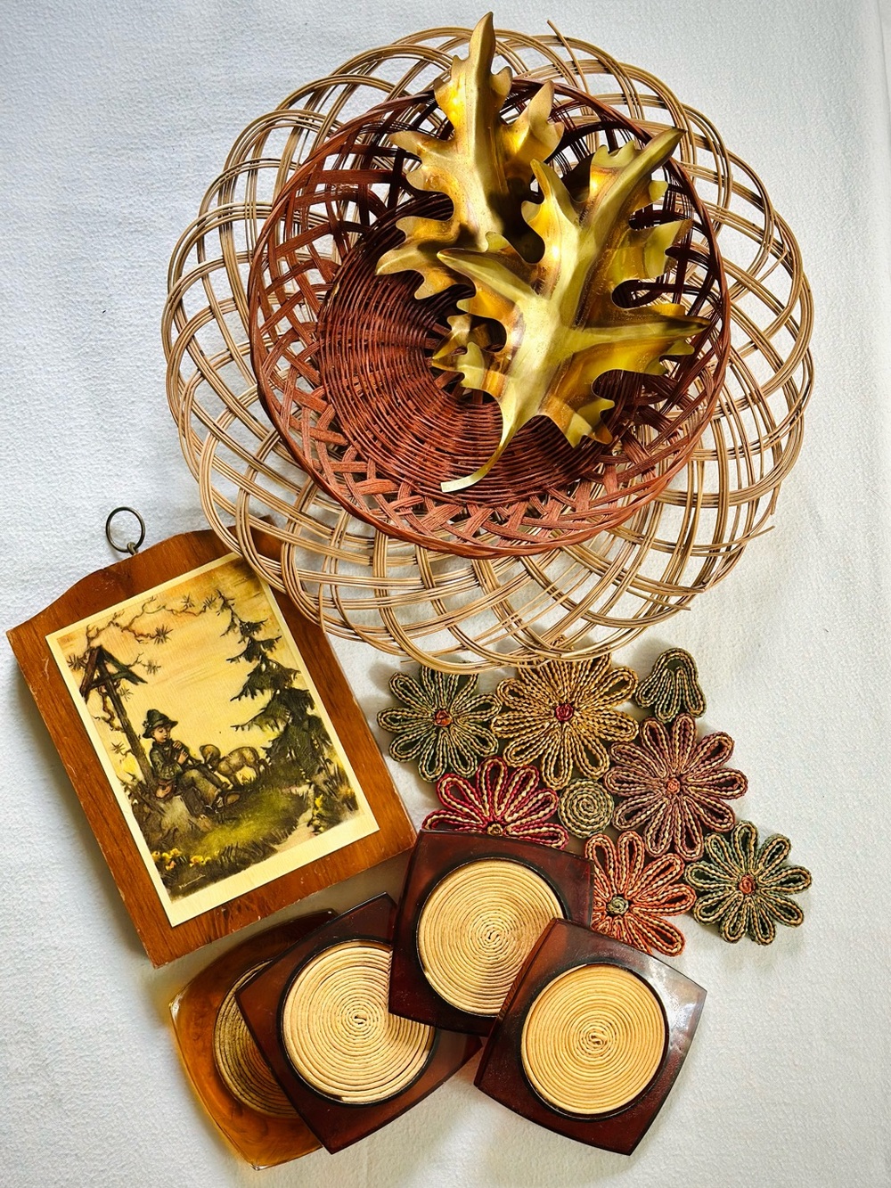 Vintage wall hangings/art and decor bundle